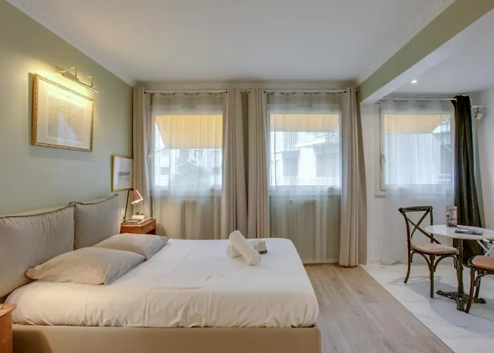 Charming Near Tour Eiffel Invalides Beaugrenelle Apartamento *
