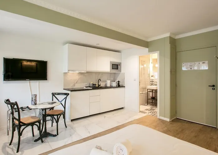 Apartment Charming Near Tour Eiffel Invalides Beaugrenelle